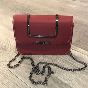 Crossbody purse